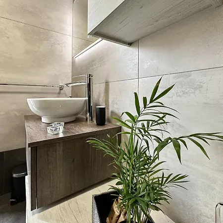 Marbel Oda ve Kahvaltı